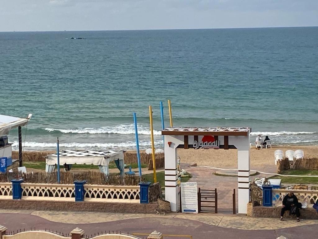 Maxeem Direct Sea View Super Lux 2 Bed Maamoura سوبر لوكس مجموعه مكسيم شاطىء المعموره على البحرمع كارنيهات بوابه طول السنه و الشاطىء الخاص من اول مايو الى نهايه اكتوبر للعائلات Alexandria