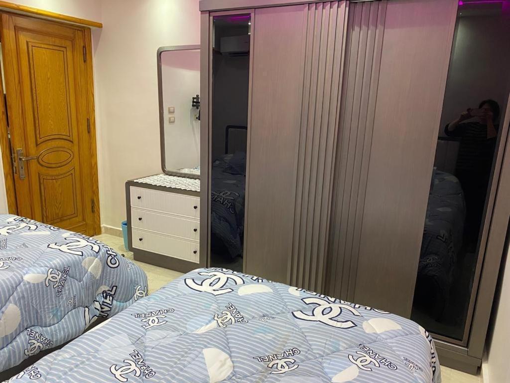 Maxeem Direct Sea View Super Lux 2 Bed Maamoura سوبر لوكس مجموعه مكسيم شاطىء المعموره على البحرمع كارنيهات بوابه طول السنه و الشاطىء الخاص من اول مايو الى نهايه اكتوبر للعائلات Apartment Alexandria